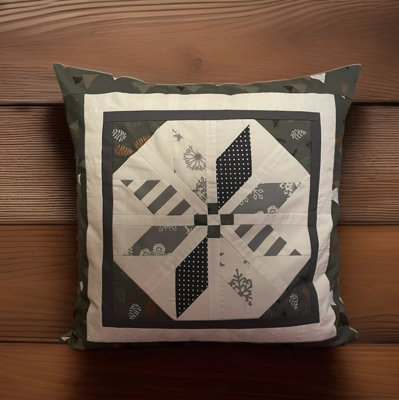 Patchwork Kissenhülle, Landhausstil Kissenbezug, grau/weiß/grün 50x50cm
