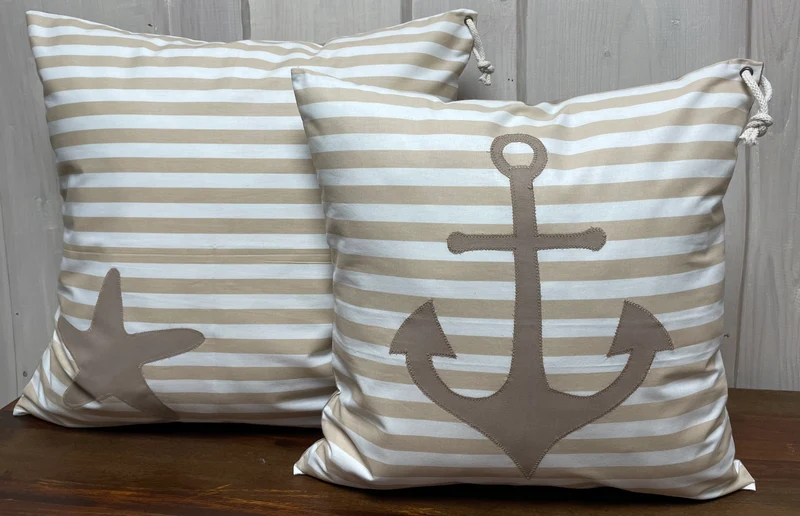 Maritime Kissenhülle, Landhausstil Dekokissen *Anker* beige/weiß gestreift