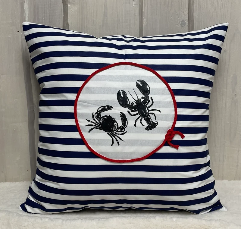 Maritime Kissenhülle, Landhausstil Dekokissen * Krebse * blau/weiß gestreift