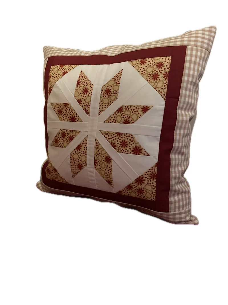 Patchwork Kissenhülle, Landhausstil Kissenbezug, beige /rot/ weiß 40x40cm