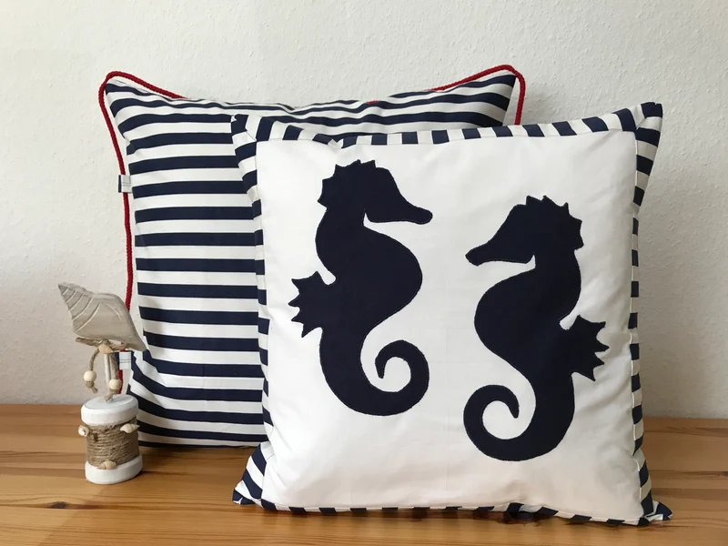 Maritime Kissenhülle, Landhausstil Kissenbezug * Seepferdchen weiß/blau