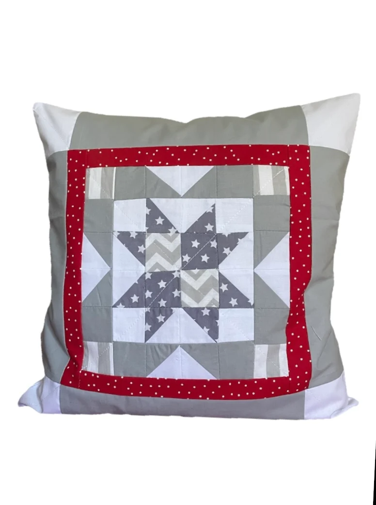 Patchwork Kissenhülle, Landhausstil Kissenbezug, rot/grau/weiß 40x40cm