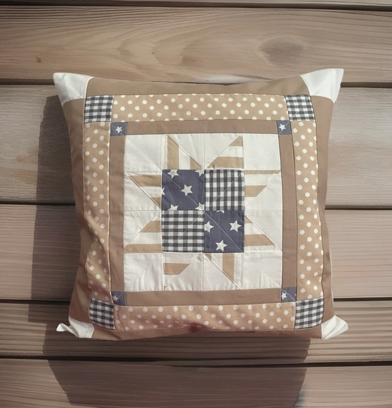 Patchwork Kissenhülle, Landhausstil Kissenbezug, beige/weiß/grau 40x40cm