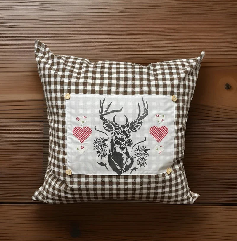 Landhausstil Kissenhülle, Kissenbezug, braun/weiß kariertes Dekokissen * Hirsch *