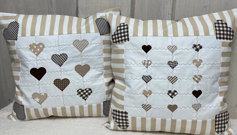 Patchwork Kissenhülle, Landhausstil Kissenbezug, beige /weiß 40x40cm.