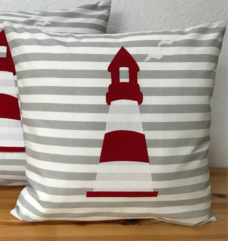 Maritime Kissenhülle, Landhausstil Dekokissen * Leuchtturm * grau/weiß/rot