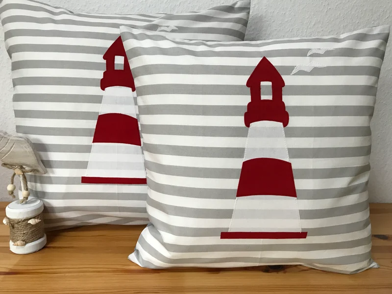 Maritime Kissenhülle, Landhausstil Dekokissen * Leuchtturm * grau/weiß/rot