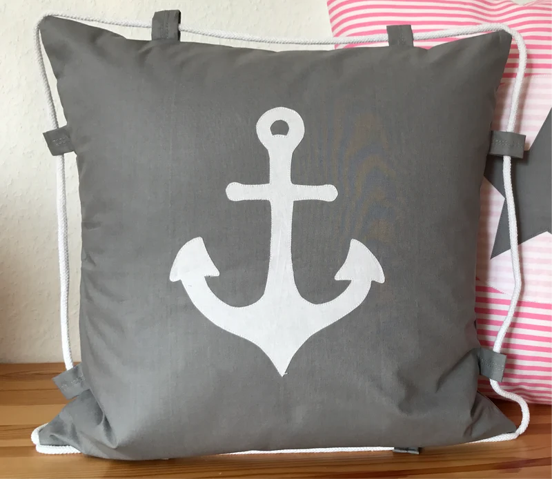 Maritime Kissenhülle mit Kordel, Landhausstil Dekokissen * Anker * grau/weiß