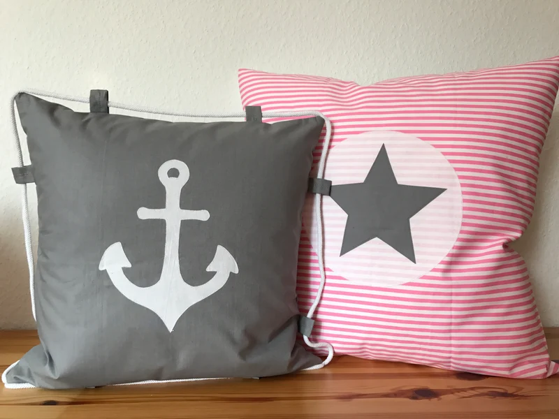 Maritime Kissenhülle mit Kordel, Landhausstil Dekokissen * Anker * grau/weiß