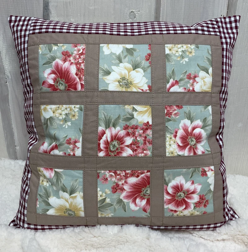 Patchwork Kissenhülle, Landhausstil Kissenbezug, beige/mint 40x40cm.