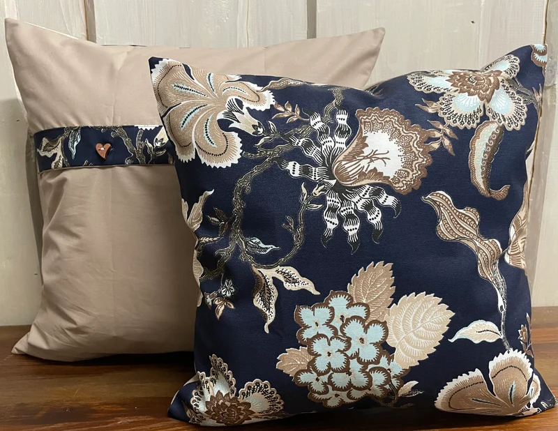 Landhausstil Kissenhülle * Kissenbezug * Dekokissen * Blumenmuster blau/beige