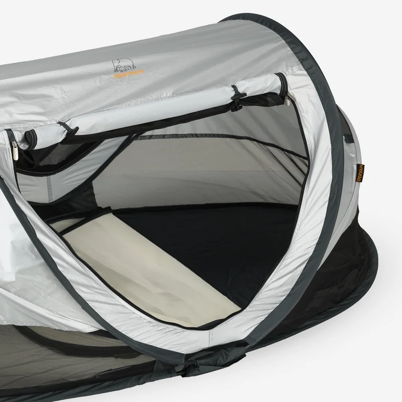 Deryan Kleinkind-Luxus-Campingbett - Inklusive selbstaufblasbarer Matratze - Silber