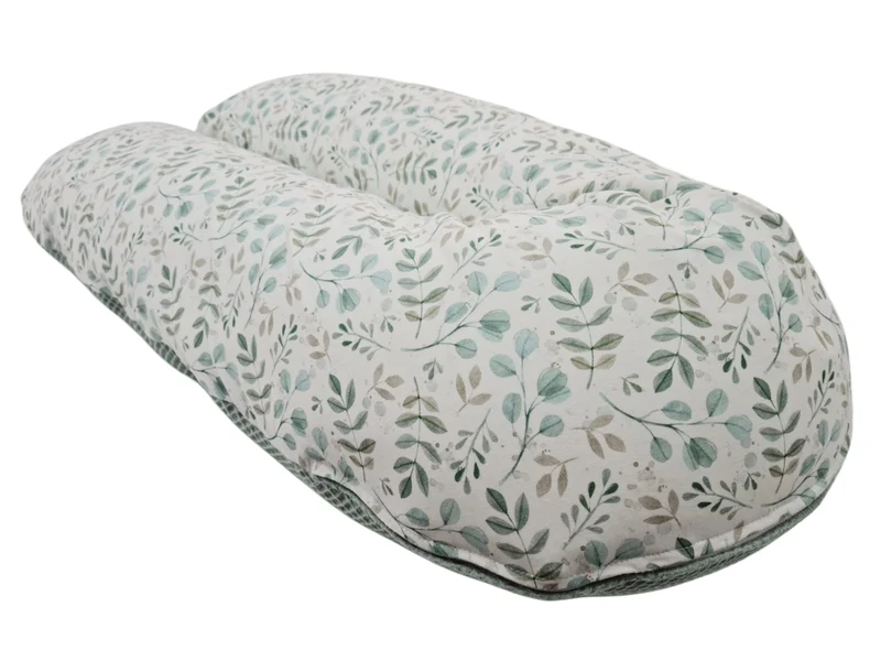 Stillkissen oder Seitenschläferkissen Lagerungskissen Blätter mint von Atelier MiaMia