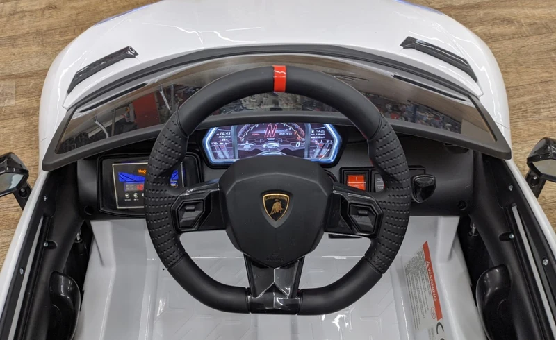Lamborghini Aventador SVJ weiß - mit Fernbedienung