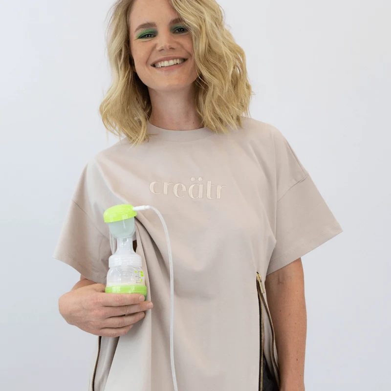 Umstands-T-Shirt mit Stillfunktion