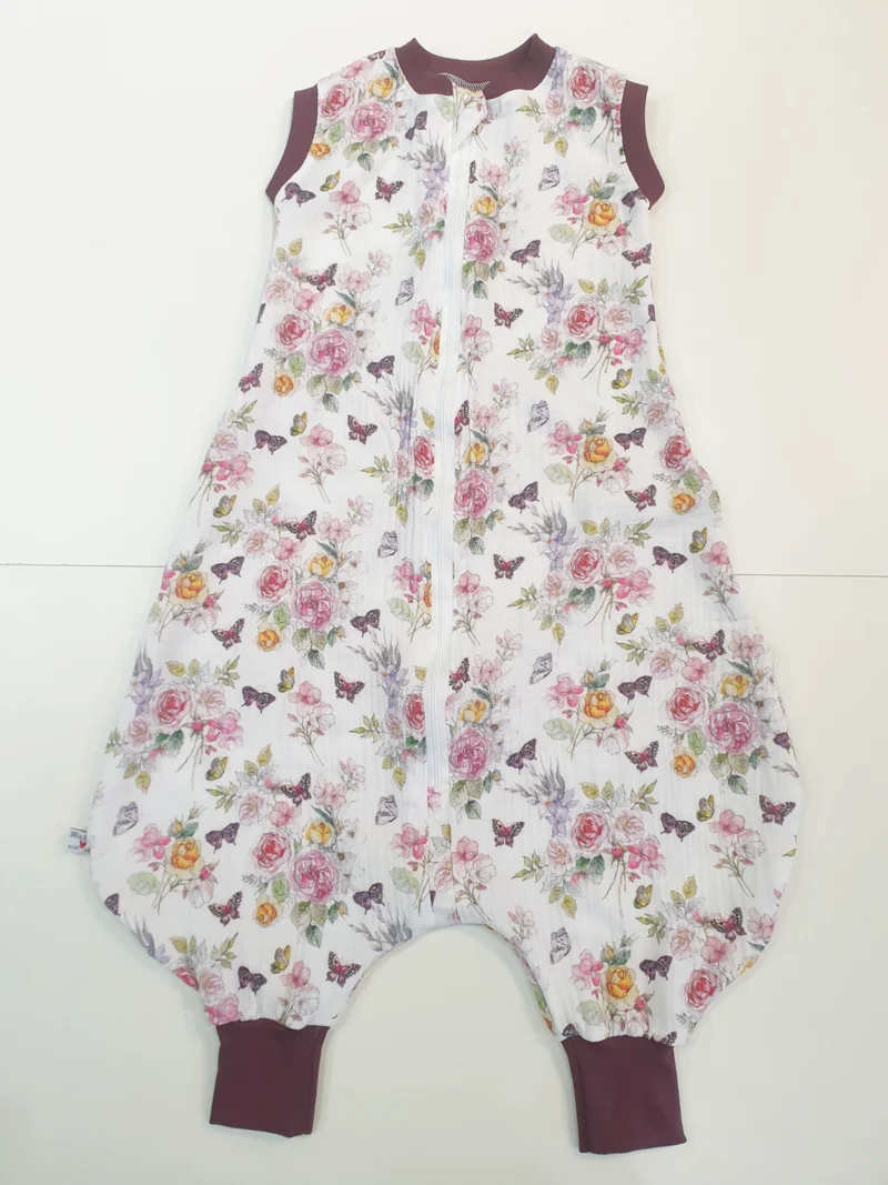 Mutzelpumper Schlafsack mit Füßen, Gr. 50-104 Blumen 2 von Atelier MiaMia