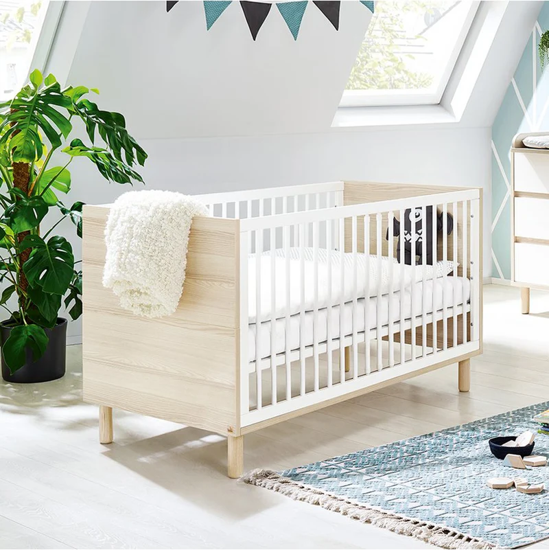 Babybett Flow 70x140 cm, höhenverstellbar & umbaubar