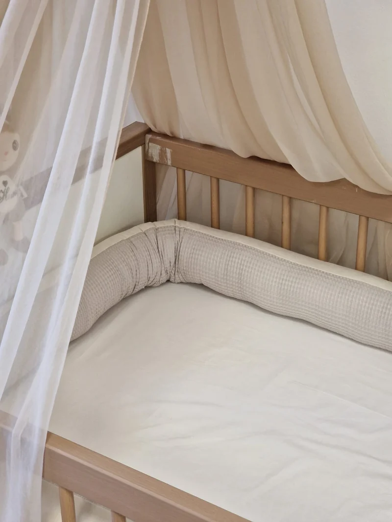 Wickeltischumrandung | Bettumrandung ROYAL | Waffelpique Beige & Velours Natural | 220 cm | Einzelstück