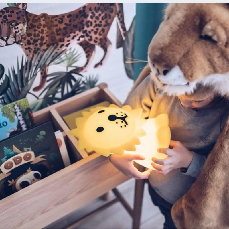 Mr Maria Lion First Light Lamp