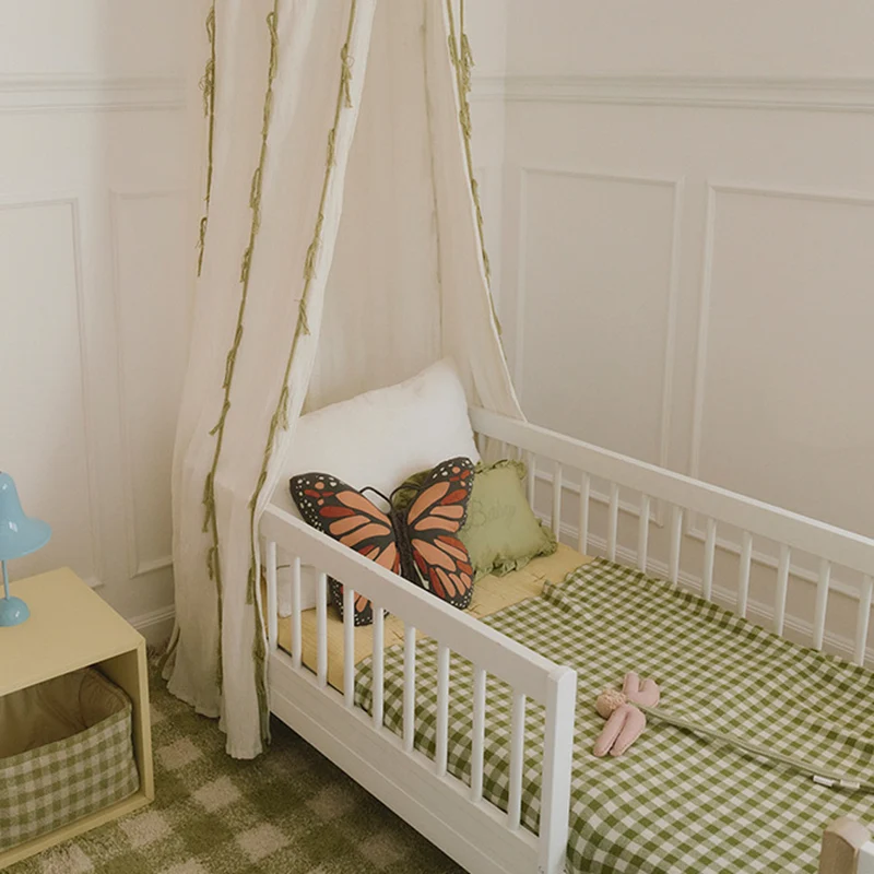 Kuschelkissen mit Baby Stickerei
