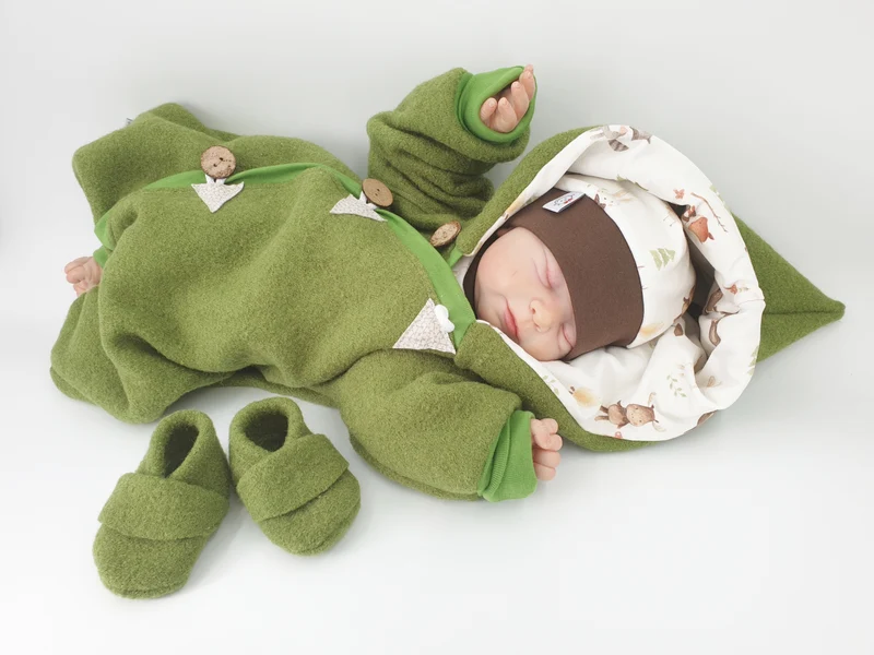 Walk - Overall Baby Kind von 50 bis 110 Designer Walkoverall grün Waldtiere von Atelier MiaMia