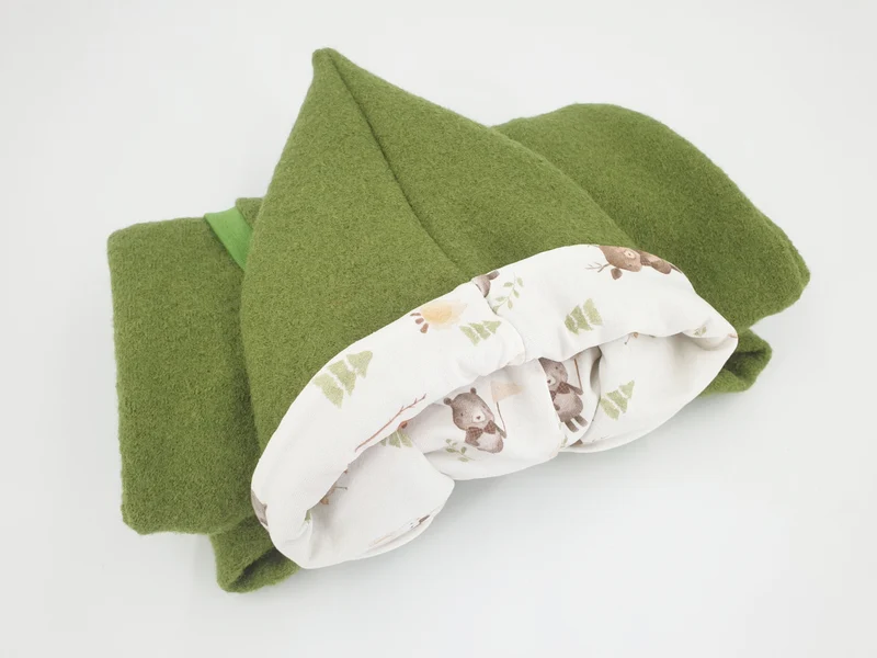 Walk - Overall Baby Kind von 50 bis 110 Designer Walkoverall grün Waldtiere von Atelier MiaMia