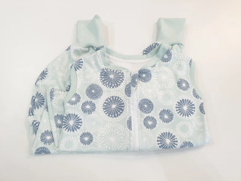Mutzelpumper Schlafsack gefüttert mit Füßen, Gr. 50-104 Jersey von Atelier MiaMia