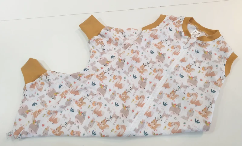 Mutzelpumper Schlafsack mit Füßen, Gr. 50-104 Waldtiere Orange von Atelier MiaMia
