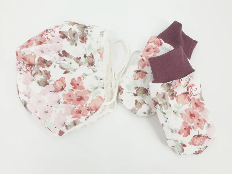 Babyfäustlinge Handschuhe Baby bis 24 Monate Nr. 5 Blumen Rosa von Atelier MiaMia