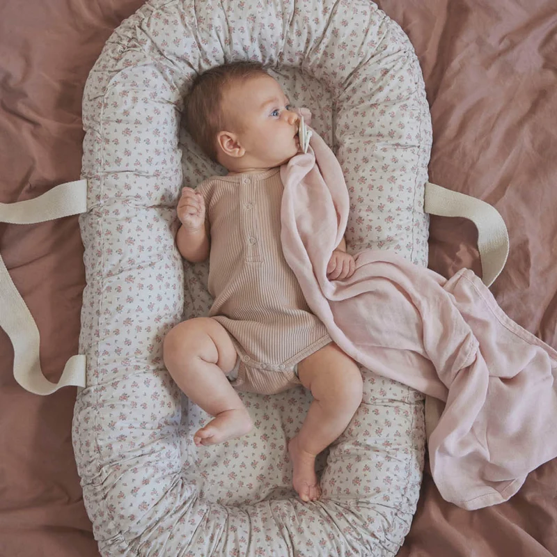 Babynest aus Baumwolle mit Griffen, waschbar