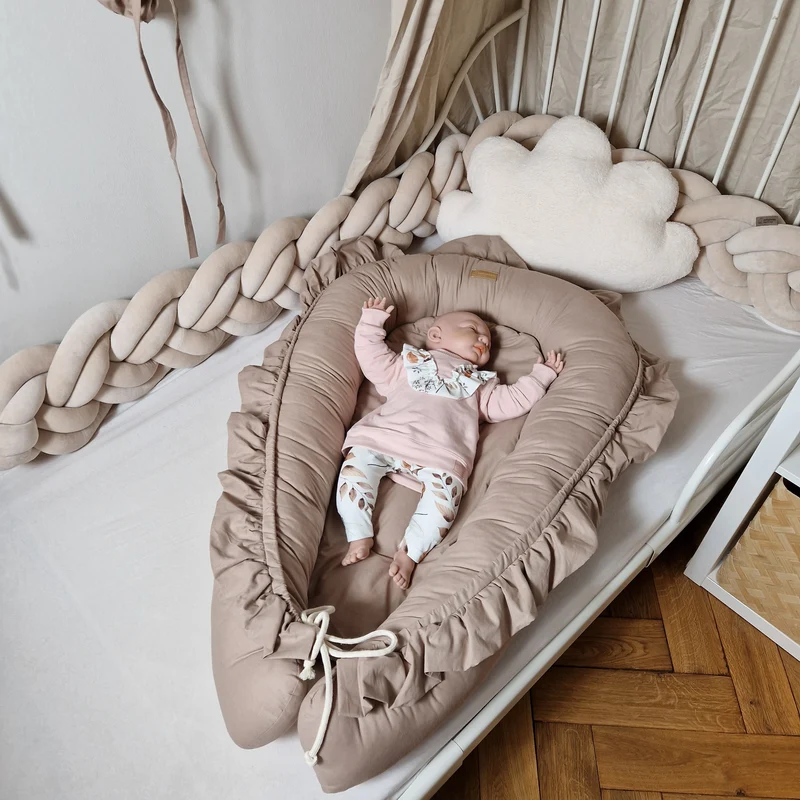 Babynest mit Rüschen | Baumwolle