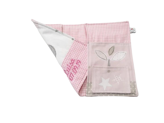 U-Heft Hülle Baumwolle mit Stickerei Österreich u. Deutschland von Atelier MiaMia