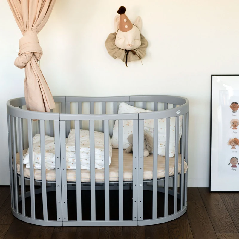 Mitwachsendes Babybett Ova 7in1 mit Matratze