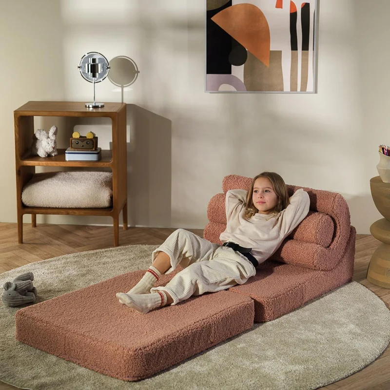 Klappsessel Flipster aus Teddy-Stoff