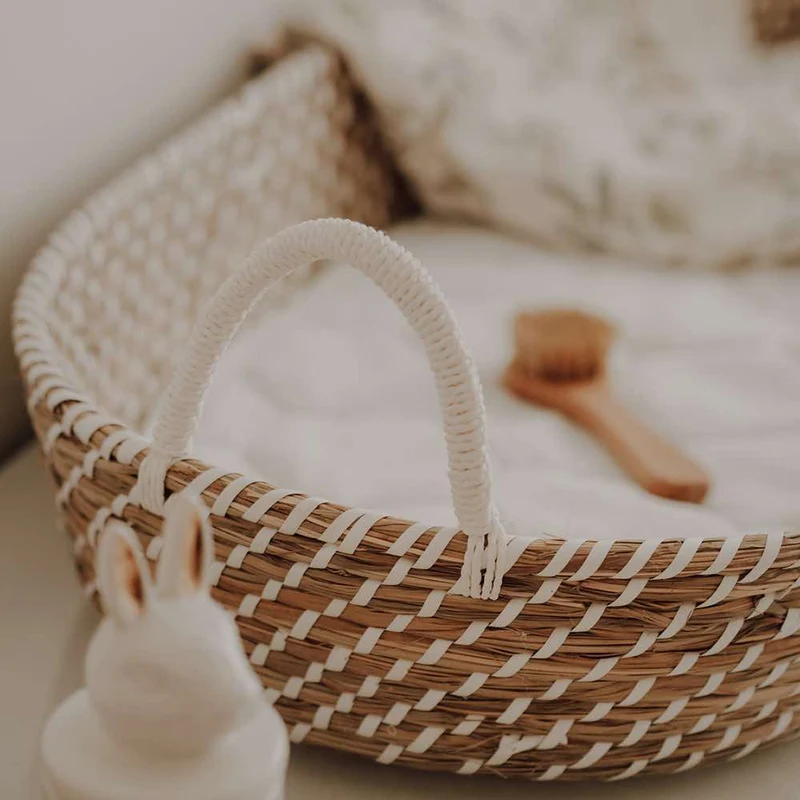 Wickelkorb aus Seegras im Boho Style