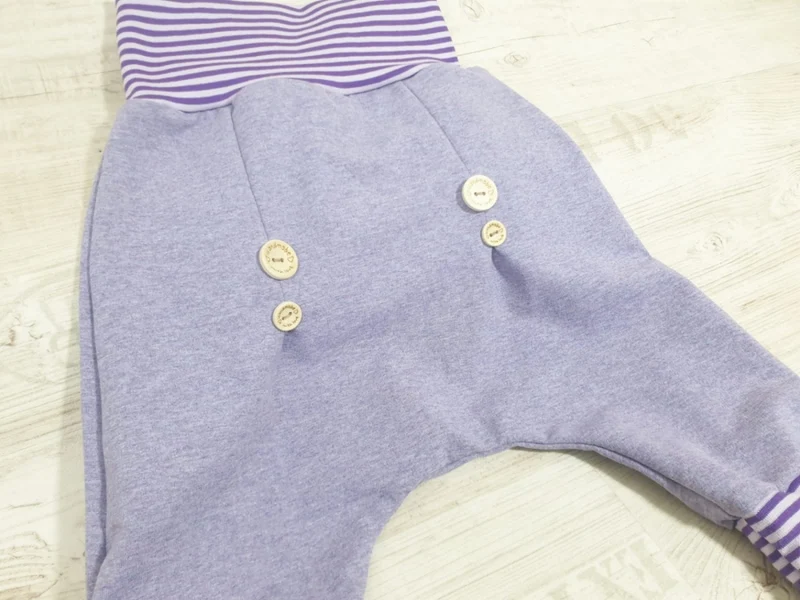 Coole Pumphose oder Babyset Flieder 79 von Atelier MiaMia