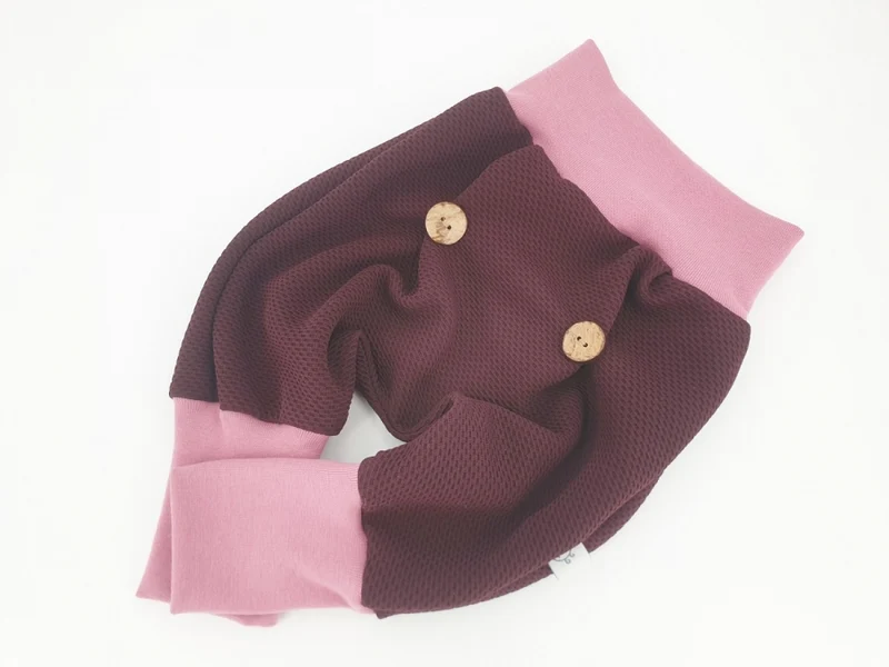 Coole Pumphose oder Babyset Bordeaux mit Rosa Bündchen 98 von Atelier MiaMia