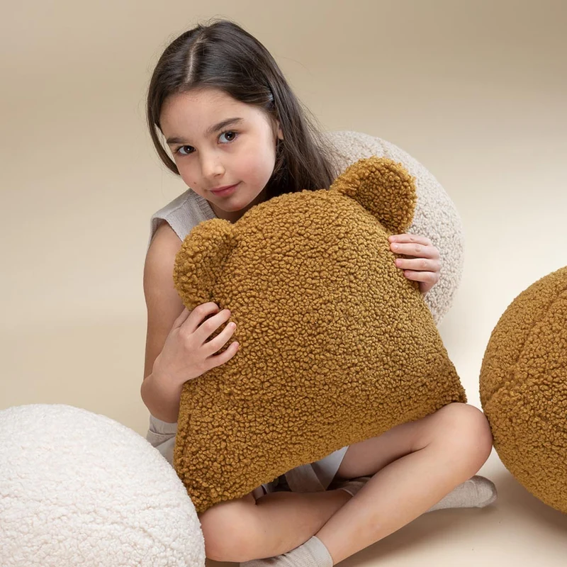 Bär Kissen aus Teddy-Stoff