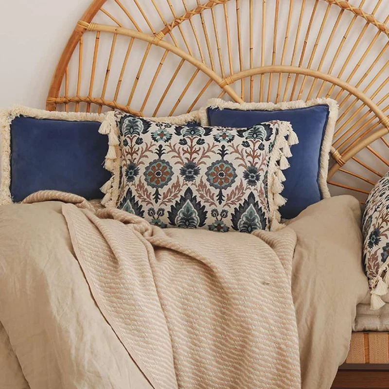 Boho Tribe Kissen mit Fransen