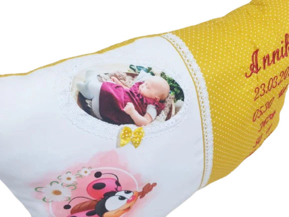 Geburtskissen - Namenskissen mit Stickerei - Panel - Foto- von Atelier MiaMia