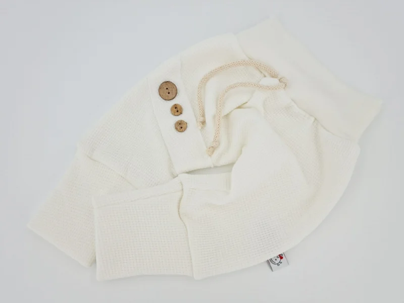 Coole Pumphose oder Babyset Waffeljersey Creme 105 von Atelier MiaMia