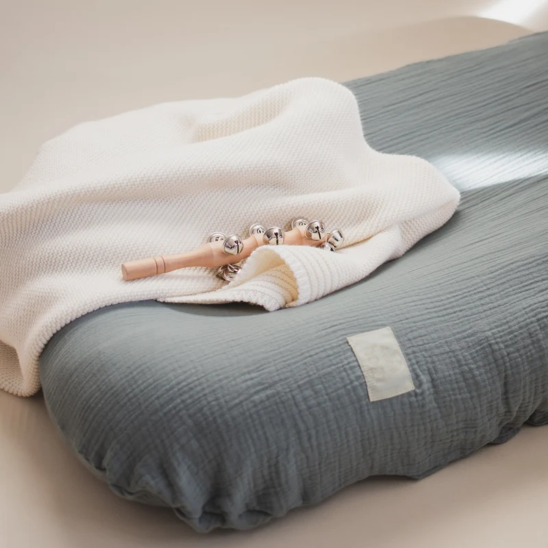Nest-Vorteils-Set: hogi Nest `sage` + Bio-Bezug