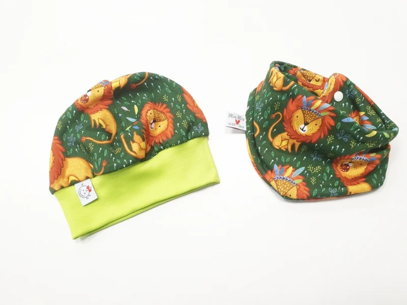 Beanie Set Mütze und Tuch Löwe Braun Herbst Nr. 243 von Atelier MiaMia
