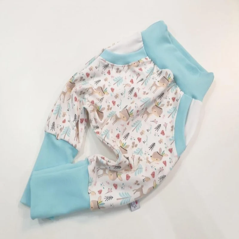 Coole Pumphose oder Babyset kurz und lang Rehe Helltürkis 28 von Atelier MiaMia