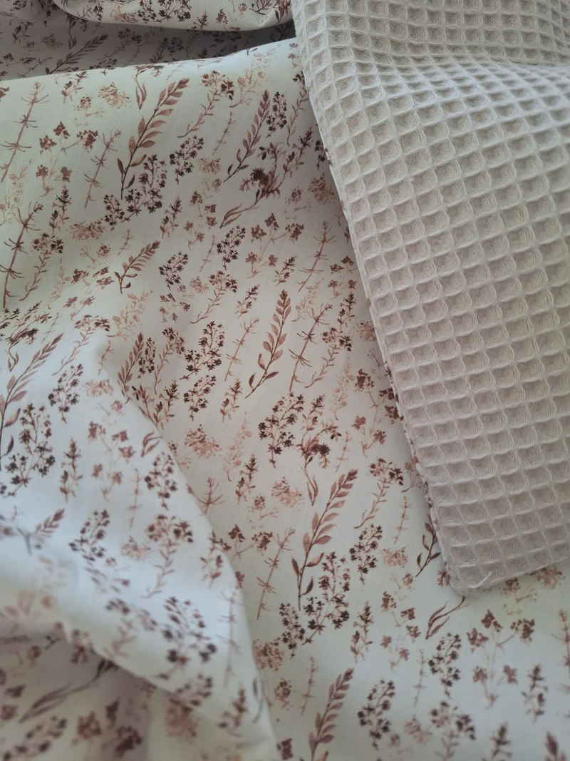 BABYDECKE mit Waffelpique "Gräser"