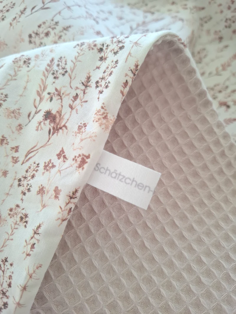 BABYDECKE mit Waffelpique "Gräser"