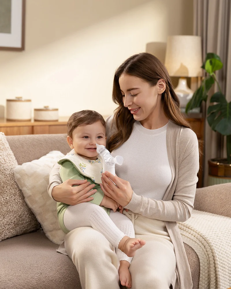 Momcozy BreezyClear™ 2-in-1 Elektrischer Nasensauger mit Sprüh- und Saugfunktion