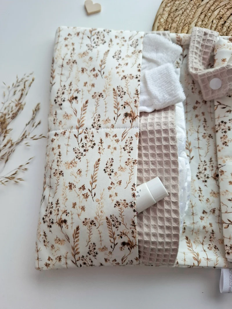 WINDELTASCHE "Gräser" beige mit Wickeldecke & Wunschnamen