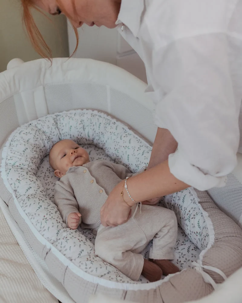 Babynest Floral Sand