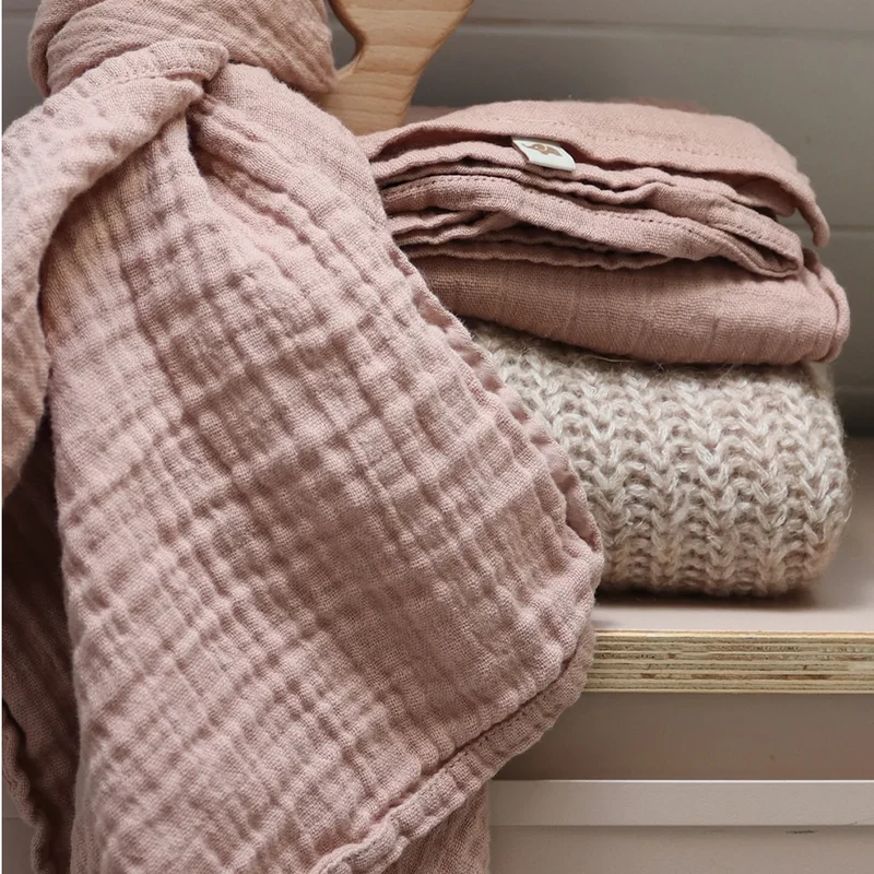 Petit Stellou Mulltuch Nooshi Cuddle Rose Mauve
